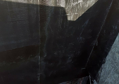 Продолжаем делать гидроизоляцию погреба: выполняем в два слоя Техноэластом, материал прекрасно зарекомендовал себя для подобных видов работ.