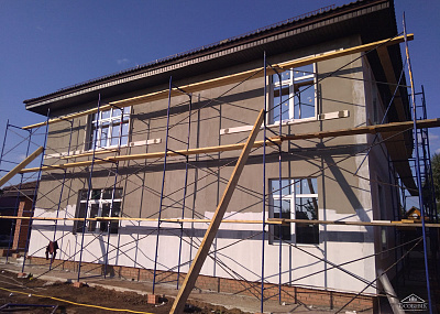 Установили окна REHAU. Заканчиваем фасадные работы.